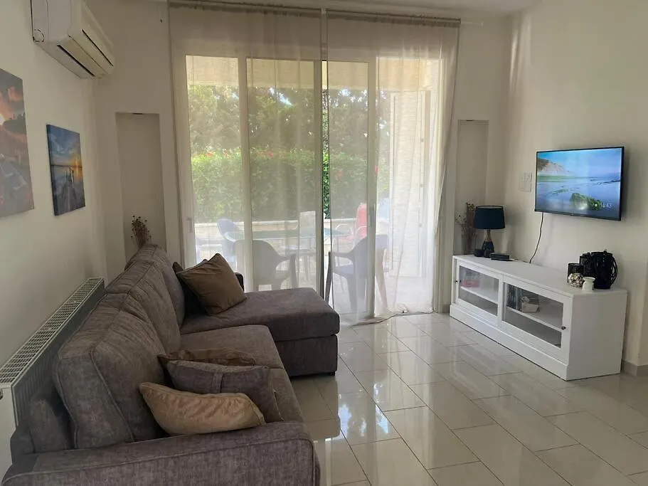 Villa With Private Pool In Pervolia, Larnaca  Perivolia